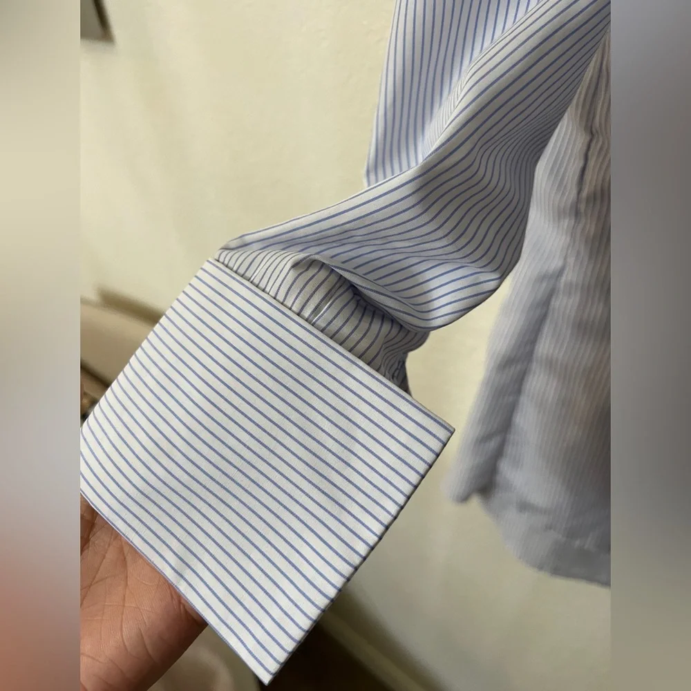 Brand new never worn Jacquemus blouse off-shoulder shirt - Picture 8 of 8